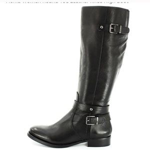 Arturo Chiang NWOT round toe black boots sz 8